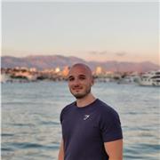 Coach sportif diplômé d'État je donne des cours de coaching à domicile, dans des parcs ou en salle de sport. Mon but est de vous a