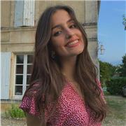 Étudiante en bachelor de business administration (en anglais)