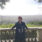 Insegnante di matematica e fisica impartisce lezioni private per scuola superiore e primi anni universitari