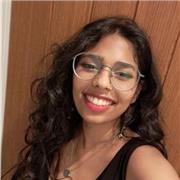 I give primary school students the help they need.