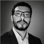 French teacher with 15+ years' experience: friendly, structured lessons for all levels.