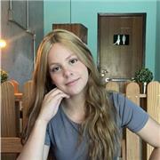 Professora de matemática on-line, ensino de forma clara, tirando todas as dúvidas