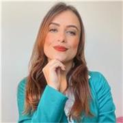 Professora nativa de português brasileiro para pessoas estrangeiros, com metodologia baseada em filmes e séries