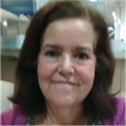 Profesora titulada como Licienciada en Ciencias Estadísticas, experiencia como profesora en Fac. de Economía, Universidad CV  