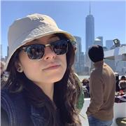 Studentessa di ingegneria con preparazione scientifica