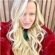 More than 20 years experience in motivating children to increase their enthusiasm in all subjects from Primary School. Specialised in Maths & English and 8 foreign languages.