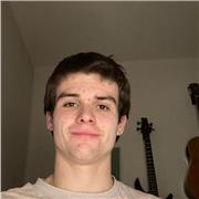 Estudiante de magisterio primaria. Curso la carrera en ingles y euskera. Imparto clases de inglés, para desarrollar fluidez o prep