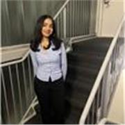 Patient tutor who breaks down complicated concepts simply
