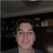 Sono uno studente del primo anno di ingegneria informatica, diplomato al liceo scientifico. Posso aiutare in matematica