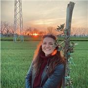 Studentessa di farmacia al IV anno, impartisco lezioni di chimica inorganica, organica e biologia