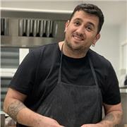 Soy cocinero con negocio propio de cocina