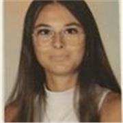 Soy Ainara, tengo 18 años y estudio magisterio. Doy clases particulares con paciencia y dedicación. ¡Hablamos!