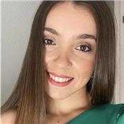 Estudiante de educación imparte clases particulares para primaria y secundaria