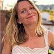 Certified French teacher (FLE) with over 10 years of experience - Conversation, grammar & confidence 