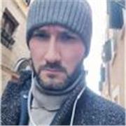 Insegnante di storia dell'arte e disegno artistico nelle scuole medie e superiori. Insegnante di pittura, artista, laureato all'accademia di belle arti di Napoli, da anni insegno a Verona