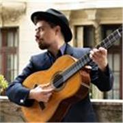 ¡Descubrí tu voz única con un enfoque personalizado!

Te gustaría explorar el mundo del canto y descubrir todo tu potencial vocal?