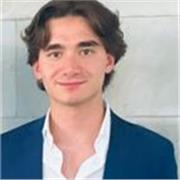 Italian tutor provides italian-language lesson for people of all ages and levels