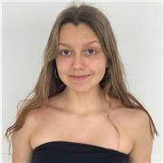 Soy una chica responsable, dinámica y muy trabajadora. Puedo dar clases a todas las edades y de múltiples materias