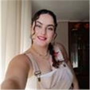 Profesora de francés, ingles, lengua castellana y valenciana, apta para refuerzo desde primaria, ESO y nivel universitario. 