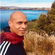 Profesor educación física, entrenador personal y deportes imparte clases a niños, jovenes y adultos