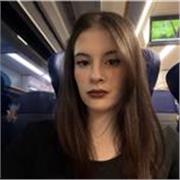 ragazza di 21 anni; certificazione Cambridge C1; frequento medicina in inglese. Ripetizioni per bambini di scuola elementare