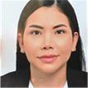 Profesora con 2 años de experiencia especializada en educación infantil, pero también enseñó a adultos. 