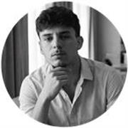 Arquitecto especializado en diseño de interiores e integración de IA. Clases para profesionales, estudiantes y creativos 