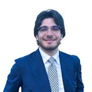 Consulente legale specializzato in materia societaria e penale offre lezioni di diritto civile, penale e commerciale