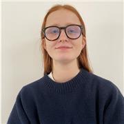 Enseignement polyvalent : Anglais, maths, français..
Diplômée du First.