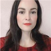 Maestra en línea de inglés con clases individuales o con pequeños grupos