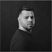 I’m a patient and reliable tutor with strong Portuguese and English skills. I focus on explaining concepts clearly and adapting le