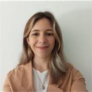 Certified English teacher: get personalised lessons based on your needs and interests