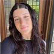 Neo diplomata al liceo linguistico con 92/100 pronta con 5 mesi di esperienza in California  ad aiutare con ripetizioni! 