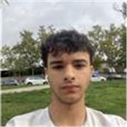 Soy un joven de 18 años con español nativo, muchas ganas de crecer personalmente y ayudar a quien quiera dominar la lengua.