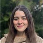 Professora particular de inglês com experiência em aulas online e presenciais para crianças e adultos