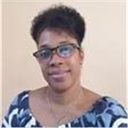 Profesora experta en formación profesional y posgrado