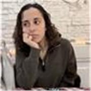 frequento la 5 liceo classico e sono abile nella spiegazione specialmente di letteratura italiana e storia