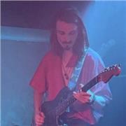 Guitariste diplômé donne cours de guitare