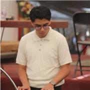 Soy maestro de música (Armonía básica , teclado y guitarra ) actualmente cursó la licenciatura de producción musical