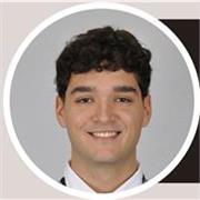 Graduado en lenguas modernas. Profesor de inglés, francés e italiano para alumnos de todos los niveles.