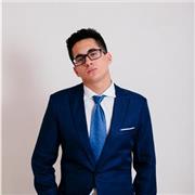 Profesor de Diseño gráfico con amplia experiencia en Photoshop e Illustrator para cualquier persona con ganas de aprender fácil y rápido.