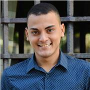 Dou aula de pilates presencial e de online