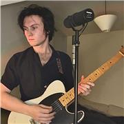 I’m an experienced musician and teacher looking to deliver fun, flexible and engaging lessons and nurture a love for music