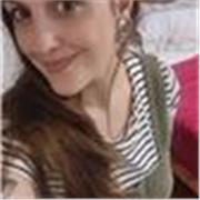 Profesora de Educación Secundaria en Lengua y Literatura, futura Licenciada en Letras con antigüedad docente de 10 años