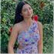 Maestra de Primaria apta para todos los niveles.