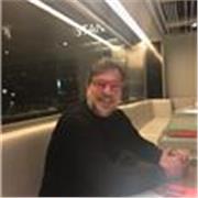 Profesor y coach educativo-Licenciado en psicología, Experto en técnicas de estudio e Idiomas y Director Financiero y 