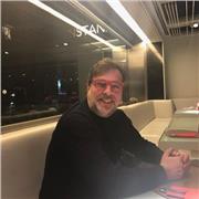 Profesor y coach educativo-Licenciado en psicología, Experto en técnicas de estudio e Idiomas y Director Financiero y