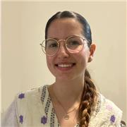 Considero cada alumno único. En la entrevista valoro cada persona de forma individual y planteo objetivos que ir resolviendo día a día en las clases.