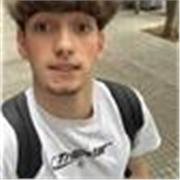 Soy un estudiante, ahira mismo en la universidad que puede impartir y enseñar varias materias. Clases a primaria, ESO o bachiller