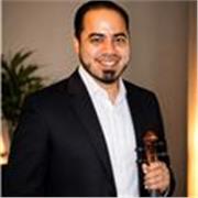 Profesor de apoyo escolar para estudiantes inscritos en escuelas de música